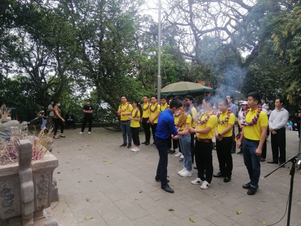 Gương mặt trẻ Việt Nam tiêu biểu 2021 – Về nguồn 3 Photo 2022 03 27 10 08 11