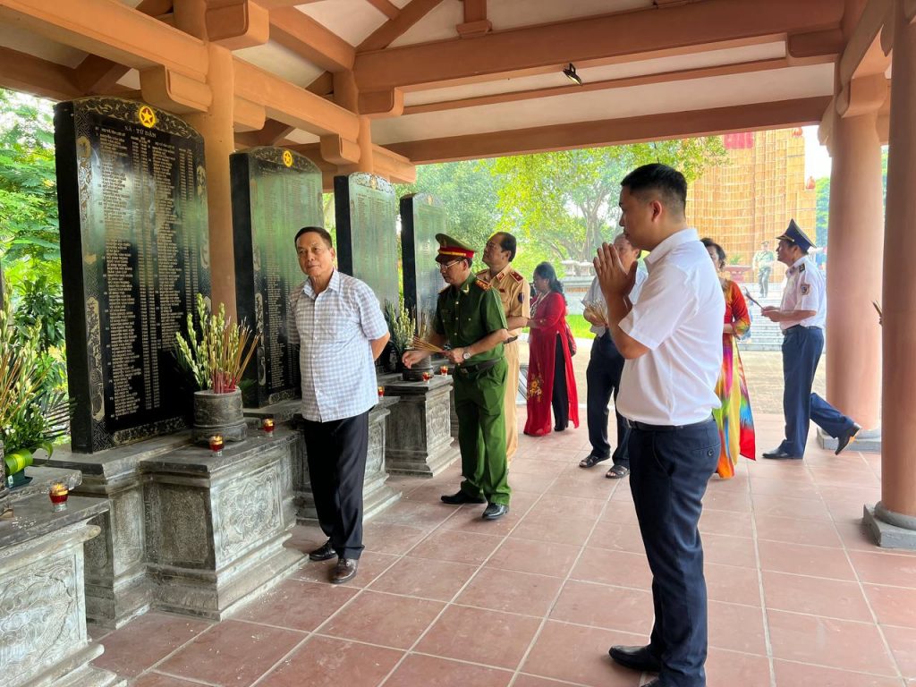 Công ty ITS – tri ân các anh hùng liệt sĩ nhân dịp 27-7 2 Photo 2022 07 27 09 40 37