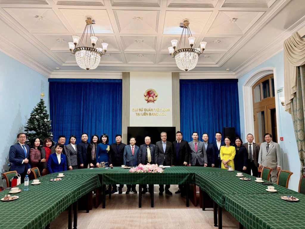 z7321960257911 bf020fd0eb8b84e3ddf3ce6b75f207f3