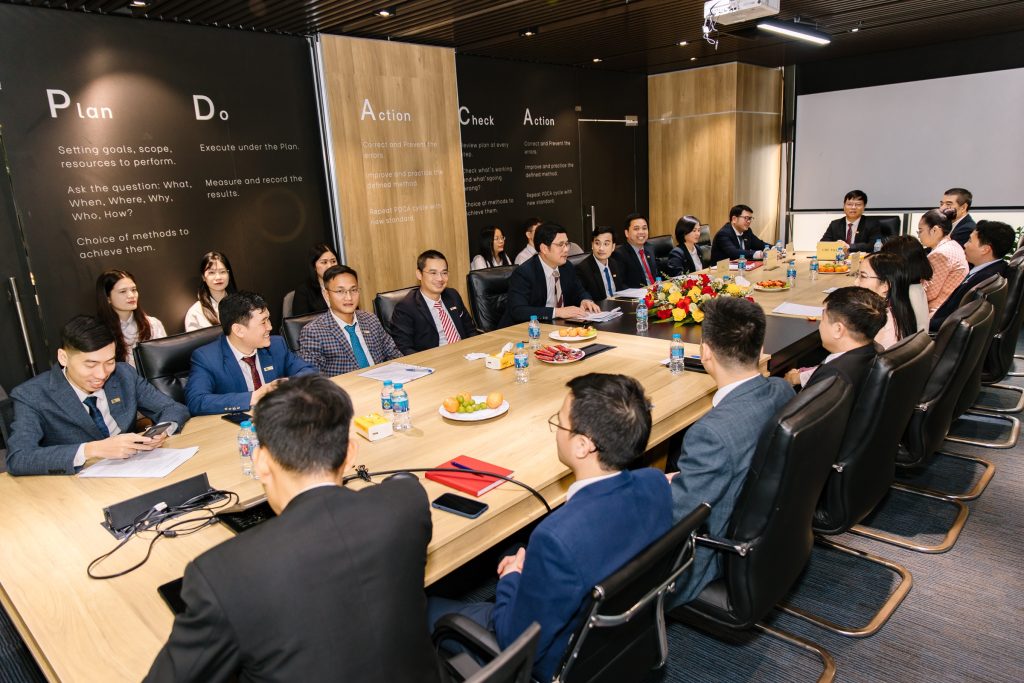 ITS giới thiệu ứng viên ứng cử Hội đồng nhân dân TP Hà Nội 2026-2031 11 NXL 7126